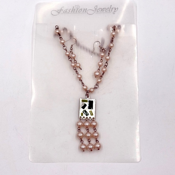 NWT Vintage Old Stock Silver Ton Pink Pearl Necklace and Earring Set - Picture 1 of 8